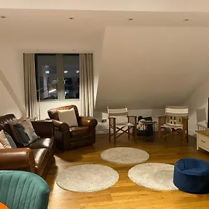 Springfield Court 12 Harrogate